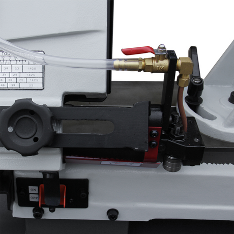 Smooth and Controlled: Our hydraulic descending saw frame allows for variable speed control, ensuring precise cuts every time.